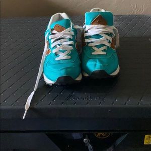 Turquoise new balance